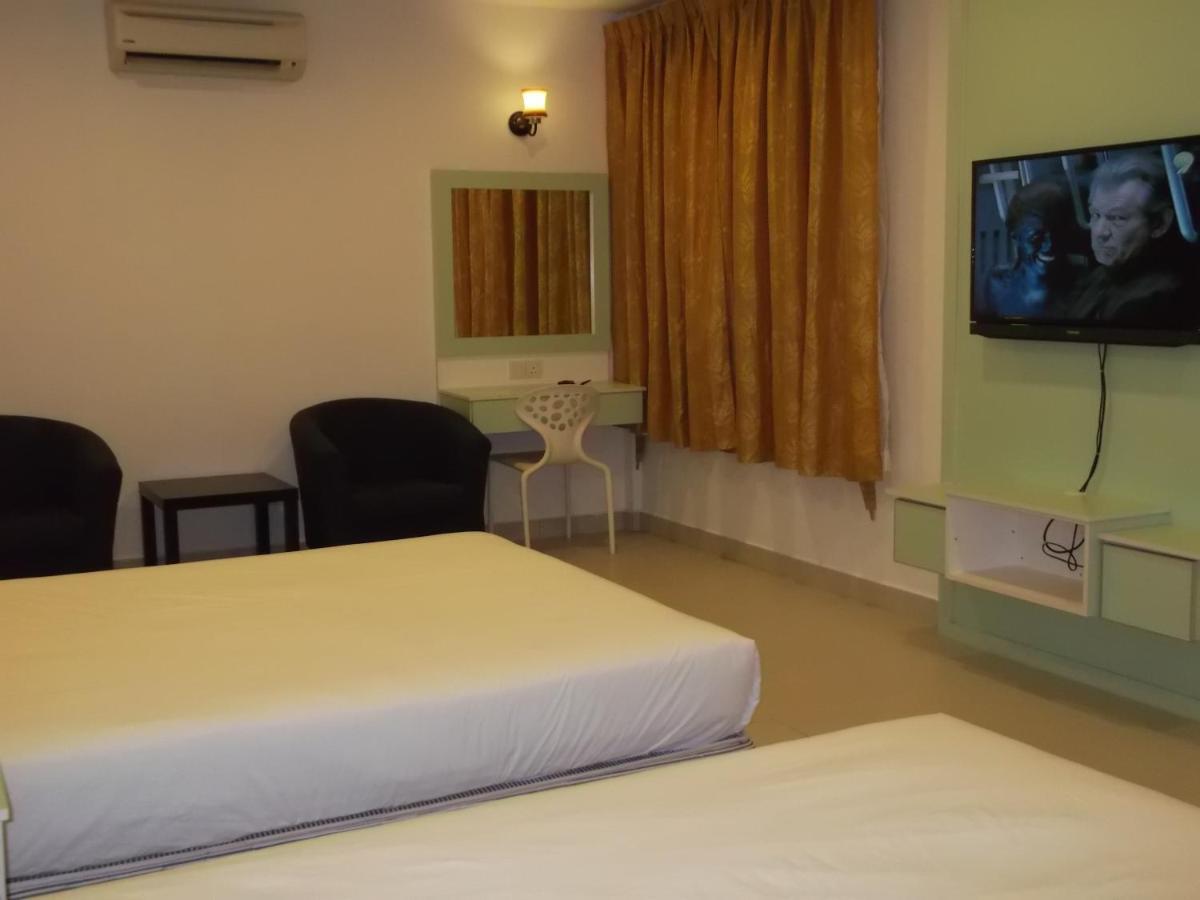 Akar Hotel Kampung Baru Куала-Лумпур Экстерьер фото
