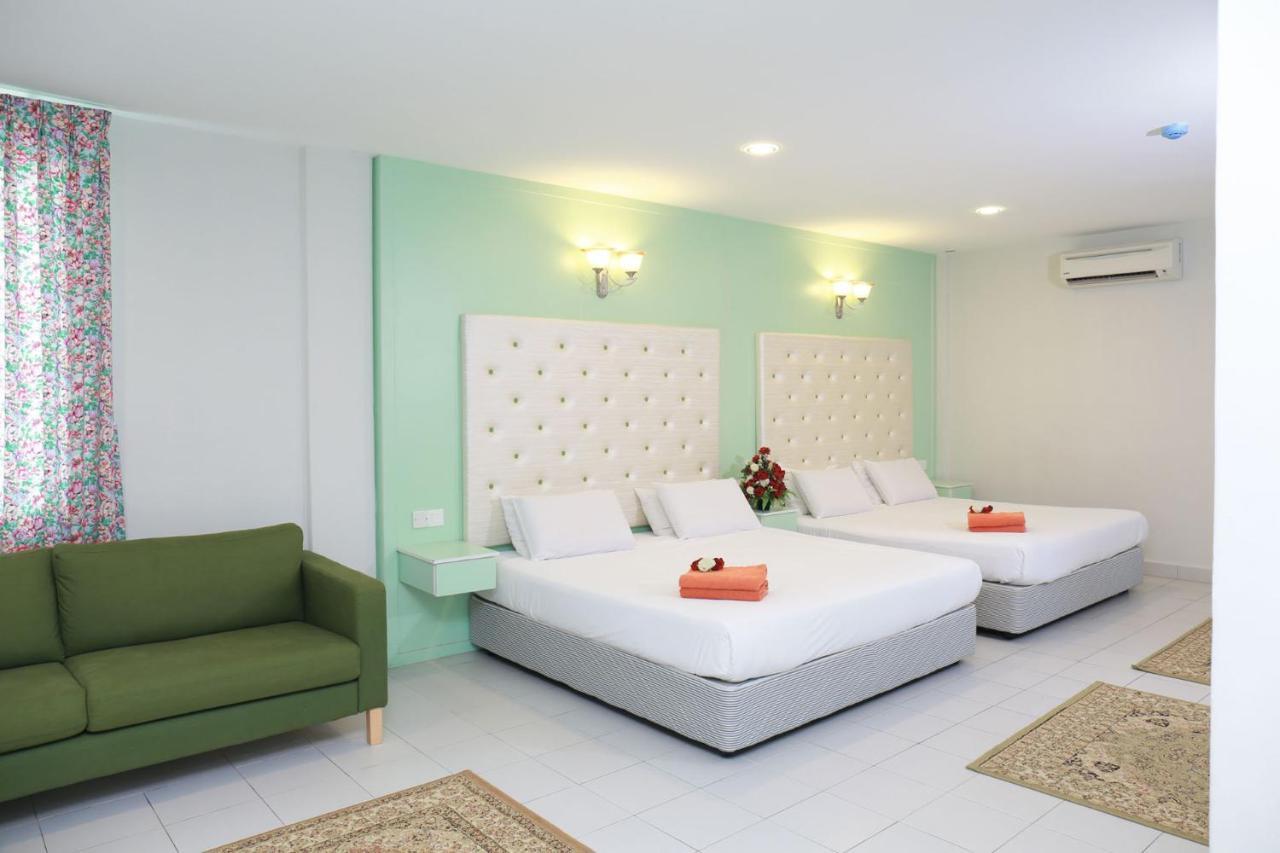 Akar Hotel Kampung Baru Куала-Лумпур Экстерьер фото